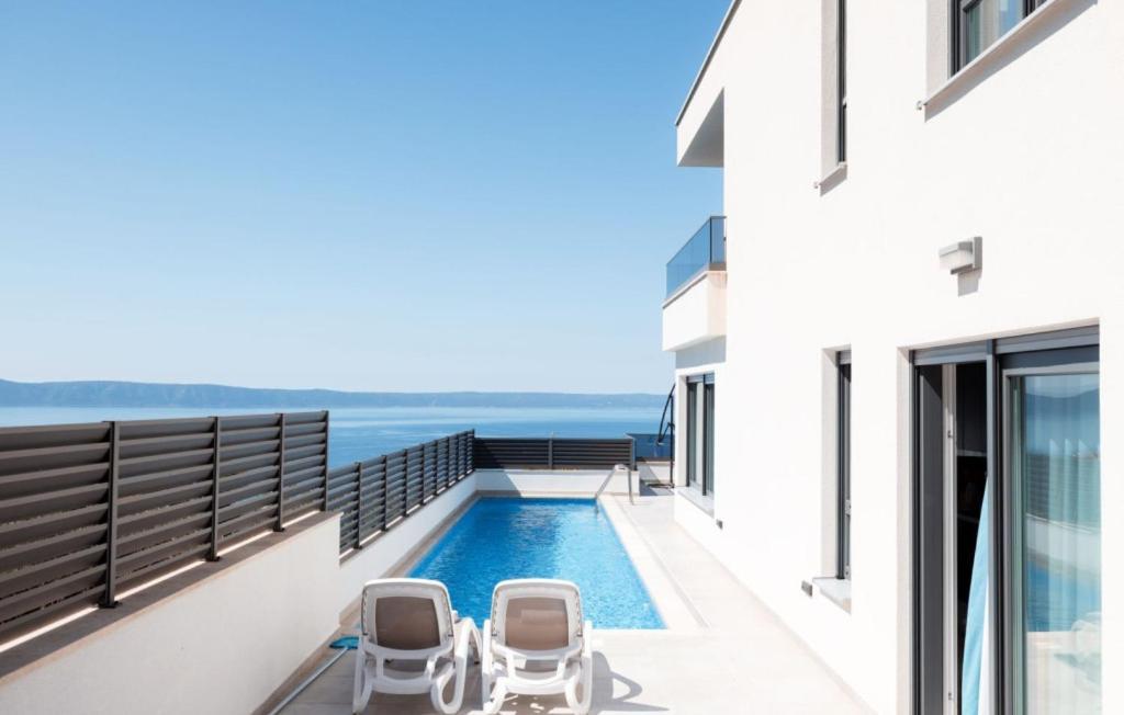 Villa Sunny Lux 1 In By Guide *