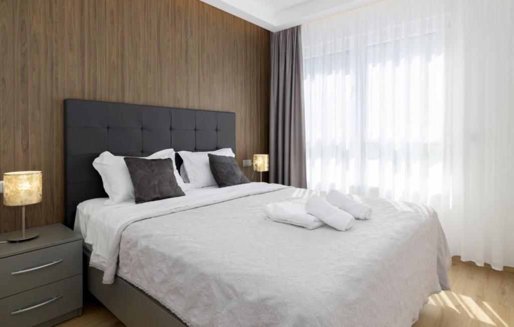 Sunny Lux 1 In By Guide Villaer Makarska