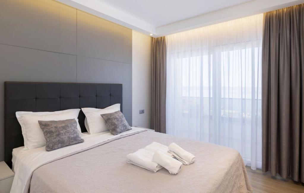Villa Sunny Lux 1 In By Guide Makarska